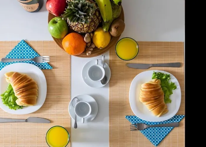 327 Parque Santiago Ii Apartment